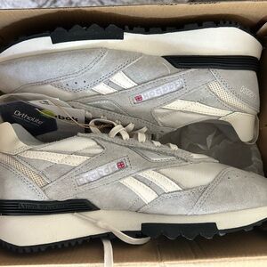 Reebok Gray and White Retro Sneakers with Chunky Silhouette